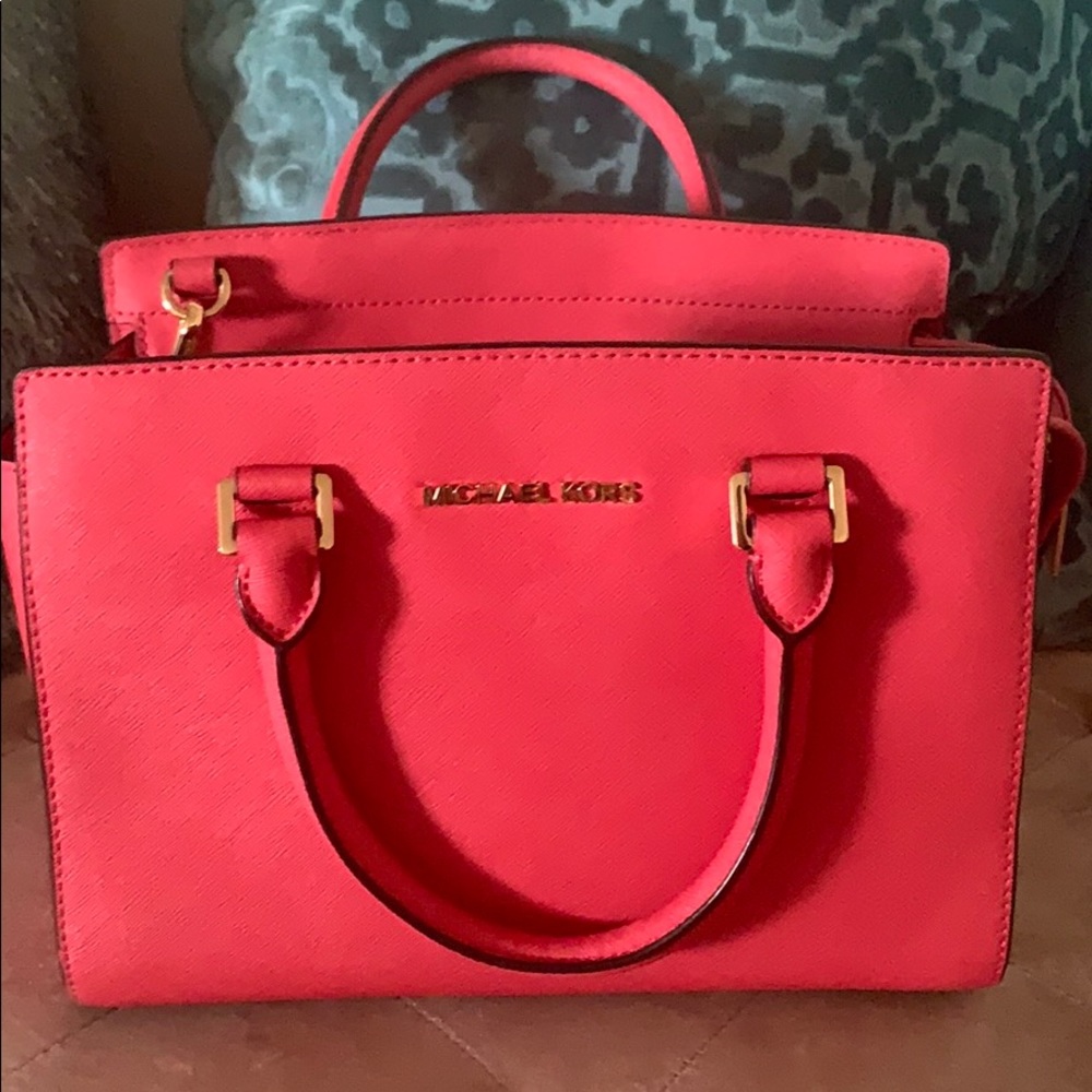 Small coral color Michael Kors tote